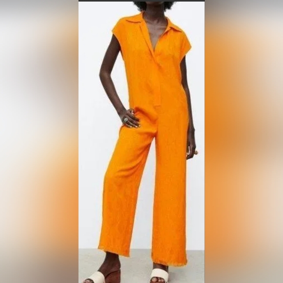 NWT Zara Orange Paisley Jumpsuit with Metal Clasps Size S - Picture 3 of 16